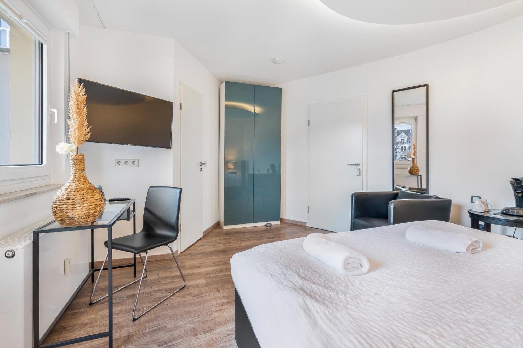 Urban Retreat Apartment - Whirpool - Top Lage Кёльн Экстерьер фото